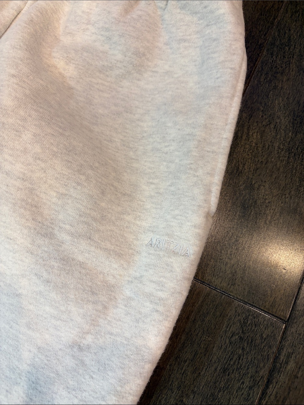 Aritzia Sweatfleece Cozy Fleece Joggers in Off-White - Picture 8 of 10
